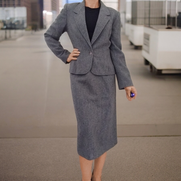 Vtg Wool 2-Piece Suit - Picture 3 of 12